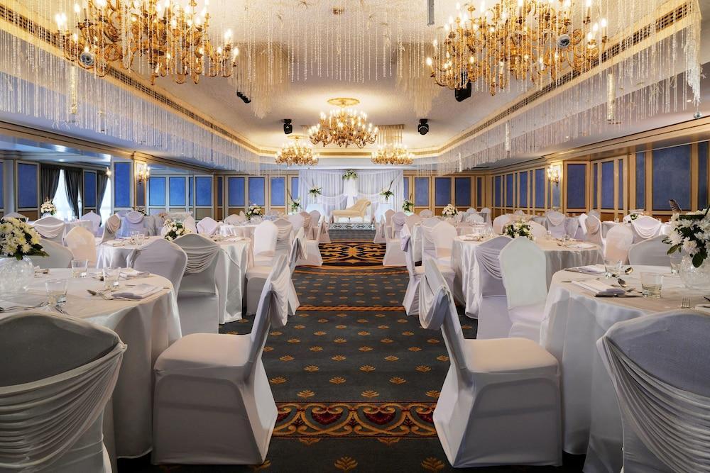 Le Meridien Pyramids Hotel & Spa Giza Dış mekan fotoğraf
